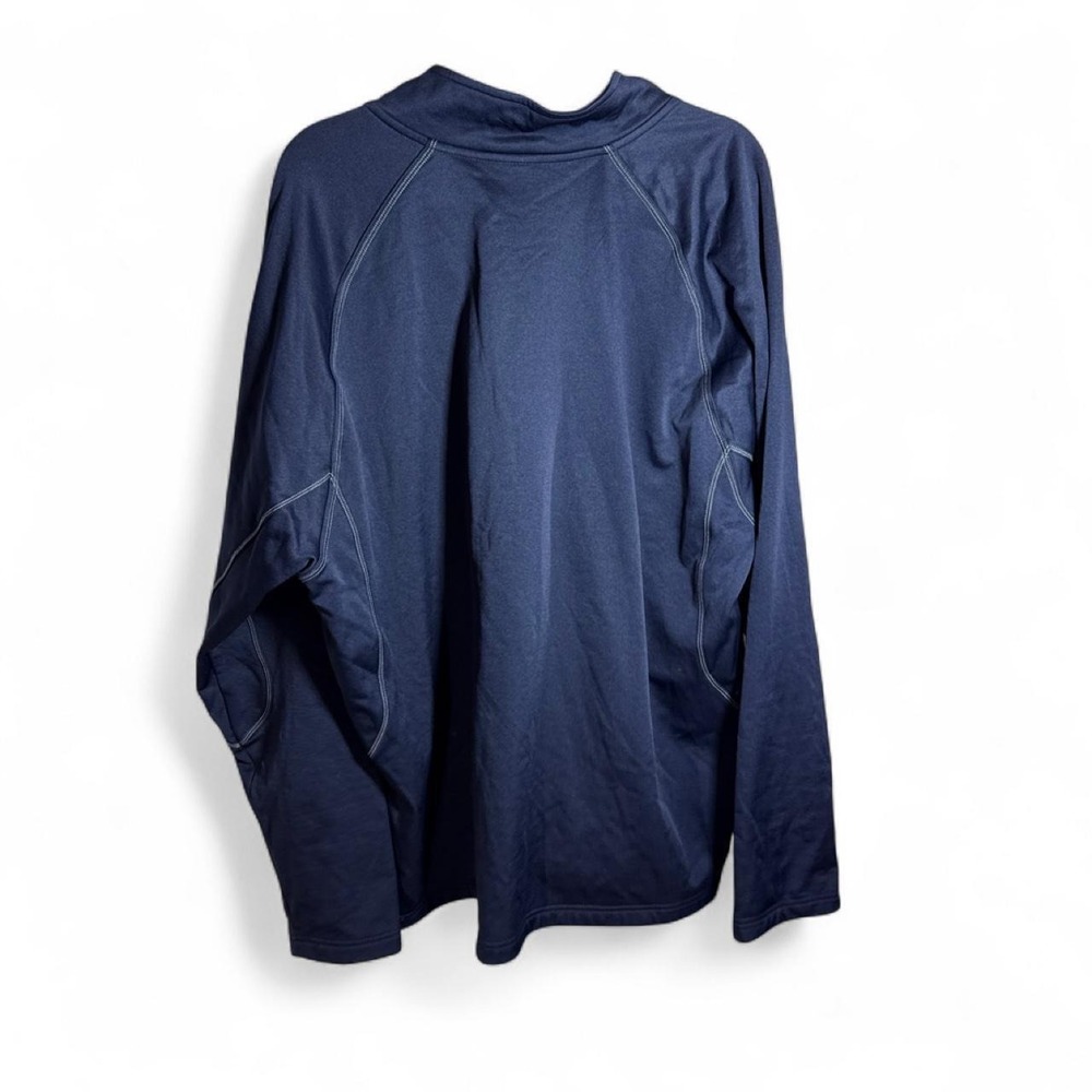 Champion Pullover - Picture 4 of 4